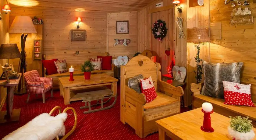 LOurs Blanc Lodge