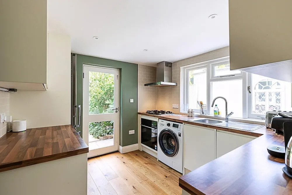 Charming London Retreat