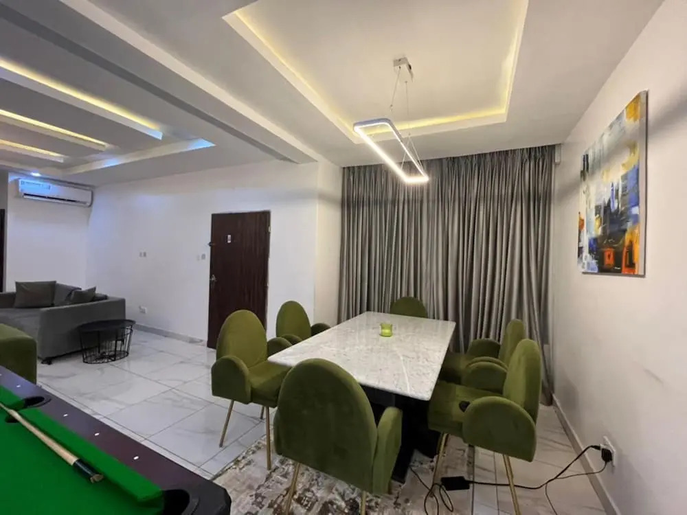 Lovely 3-bed With a Pool Next to Four Point