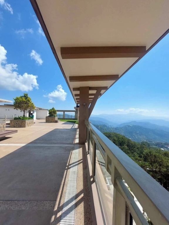 Serene Premier Cozy Condo With Balcony, 2BR Parking Outlook Drive Baguio