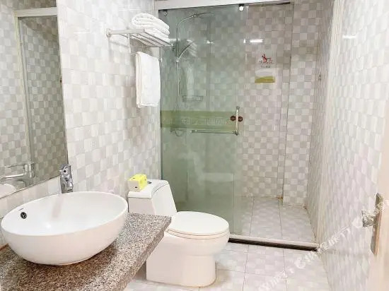 Pebble Motel(Lujiang Andre Plaza store)