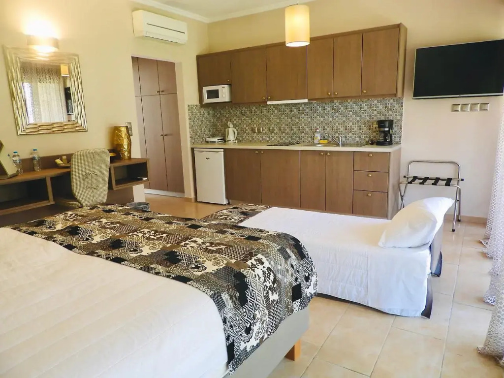 Royalty Suites