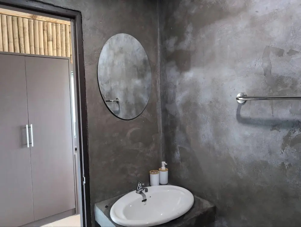 Modern Rustic Seaview 1 Bedroom Retreat With Free Coworking