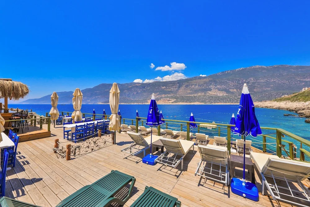 Atalante Hotel