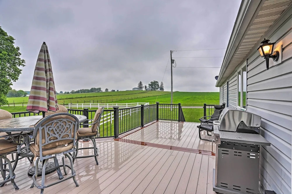 Millersburg Home w/ Covered Porch & Fire Pit!