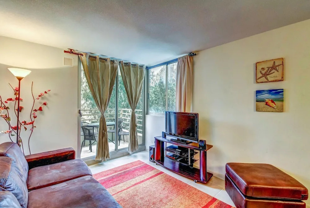 Depto en Condominio Costa Algarrobo