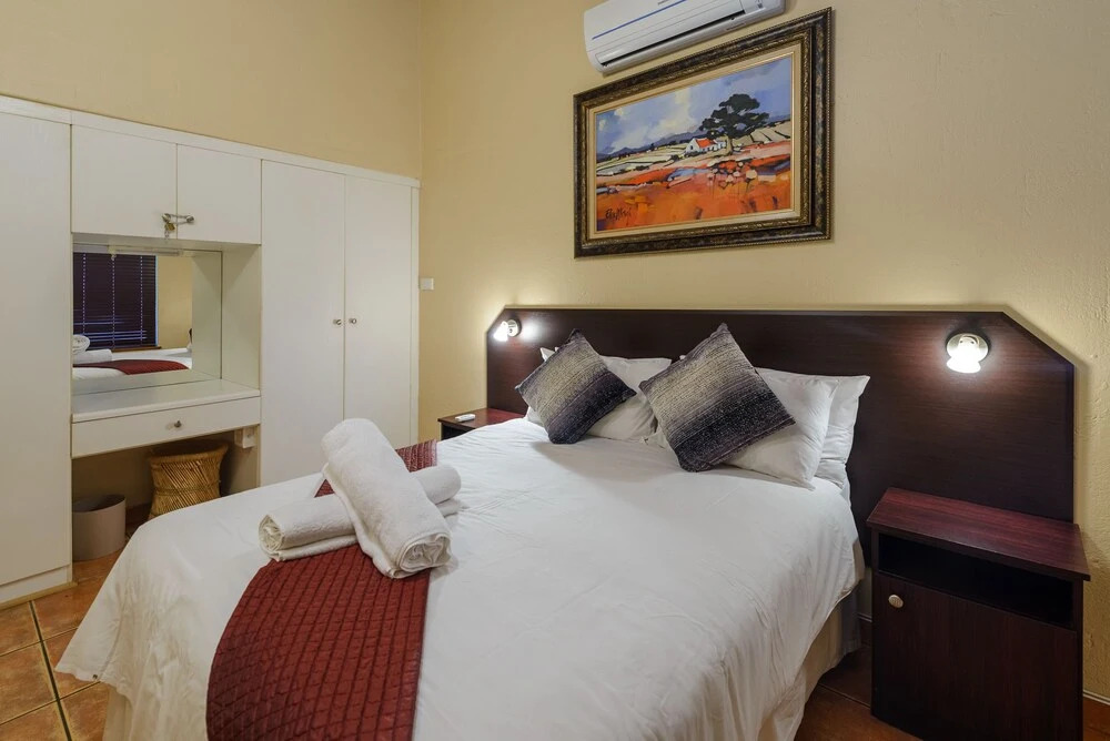 San Lameer Villa Rentals 2402