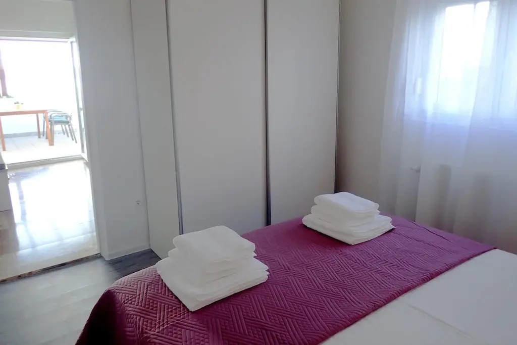 Apartment in Maslenica With Sea View