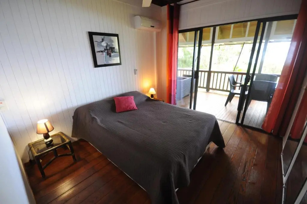 #4 Beach Villa Bliss by TAHITI VILLAS