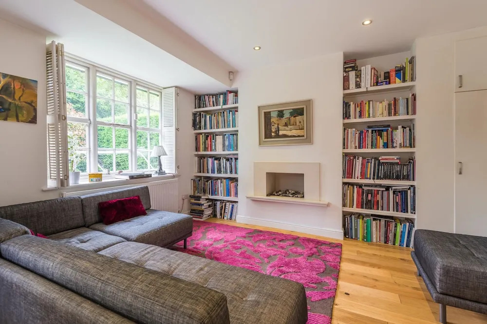 Charming Golders Green Home by Hampstead Heath