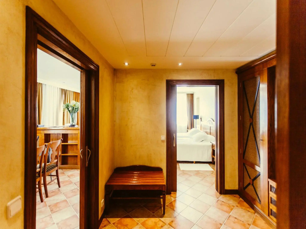 Hotel Maher