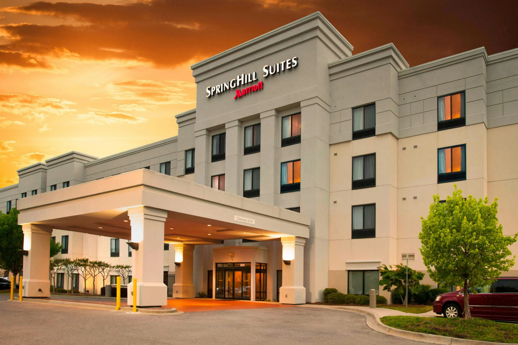 SpringHill Suites Birmingham Colonnade