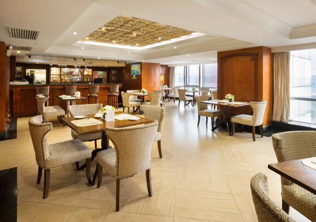 Paramount Gallery Hotel