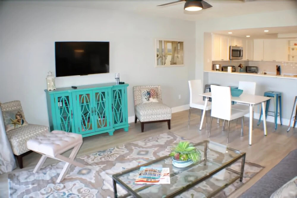 Oceans 105 - 3 Br Condo