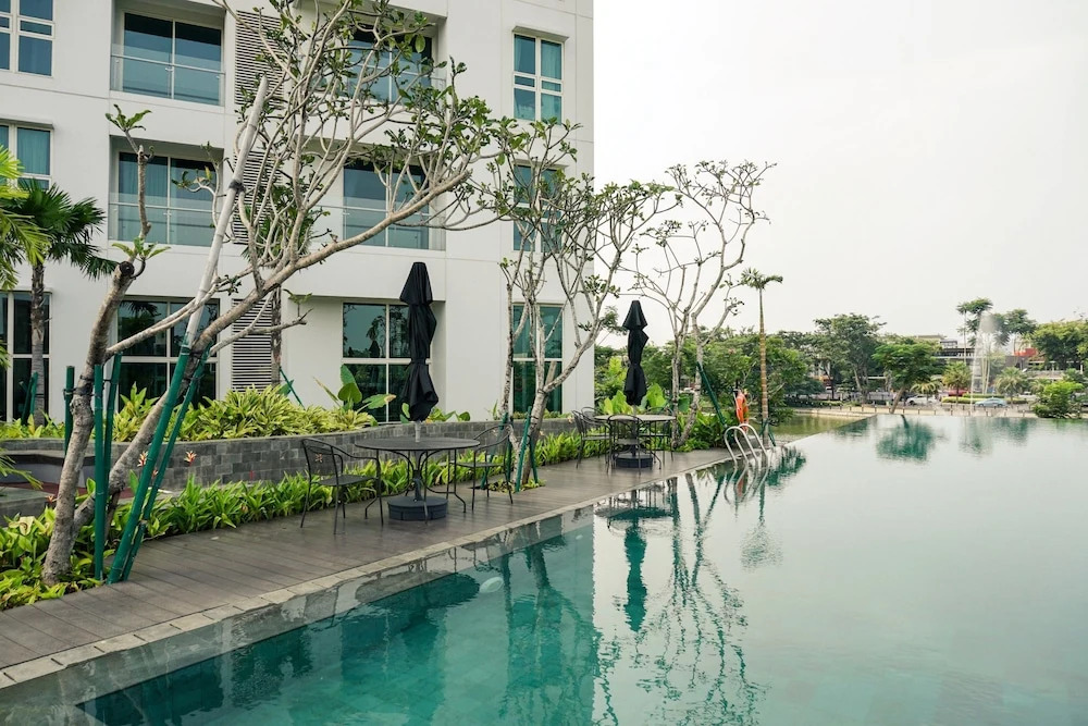 1Br Luxury Citra Lake Suites Apartment