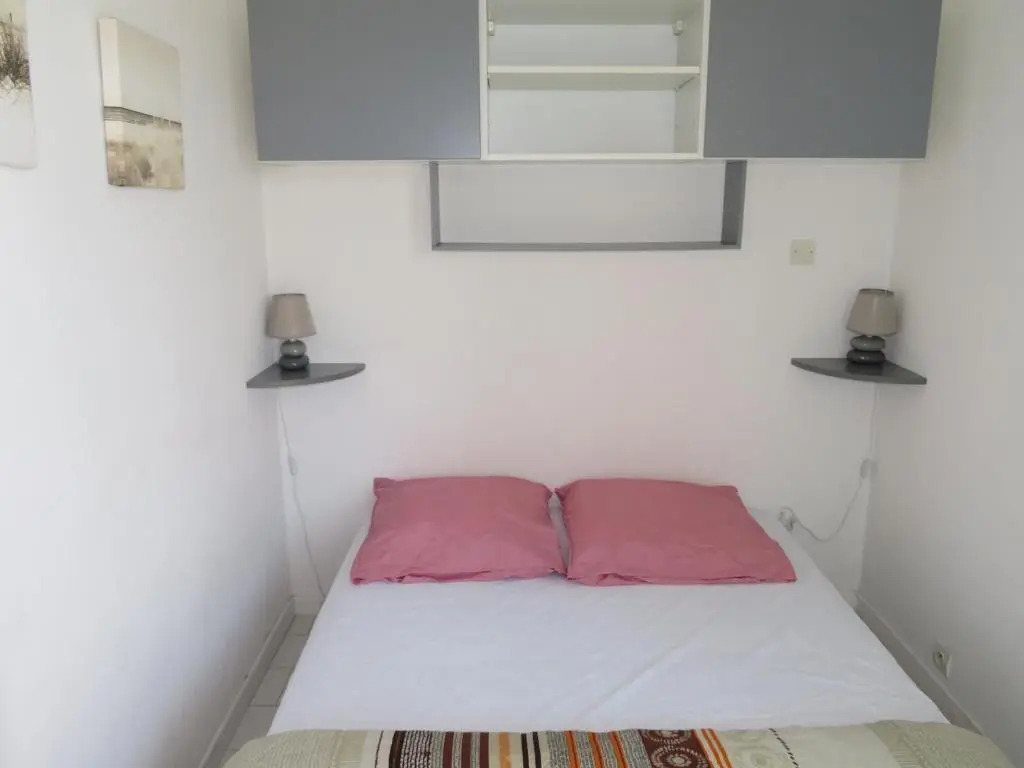Appartement Sète, 2 Pièces, 4 Personnes - Fr-1-338-82