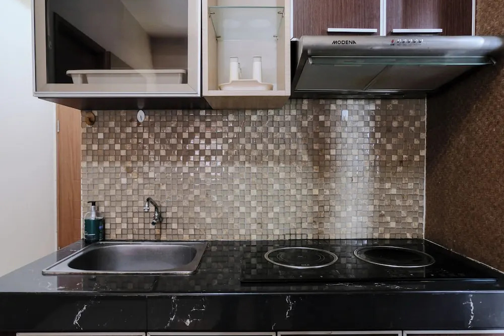 Spacious 3Br Combined Unit At Pinewood Apartment