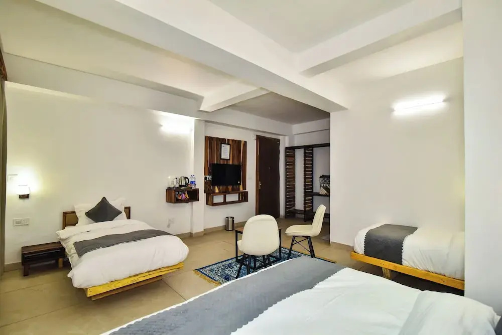 LA Riqueza Koala Inn Mcleod Ganj - Near to Dalai Lama Temple & Mall Road