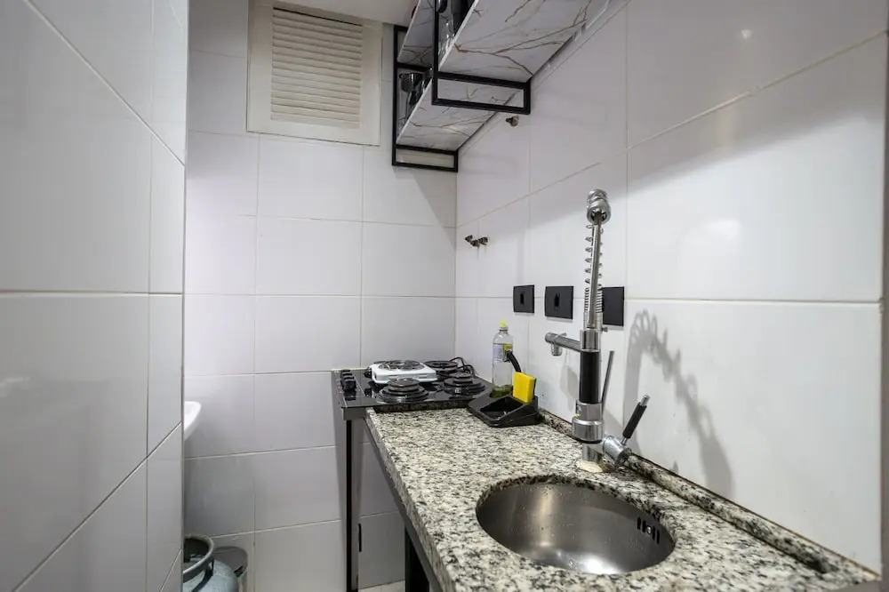 Apartamento no Centro com Wifi e a 500m do Metr