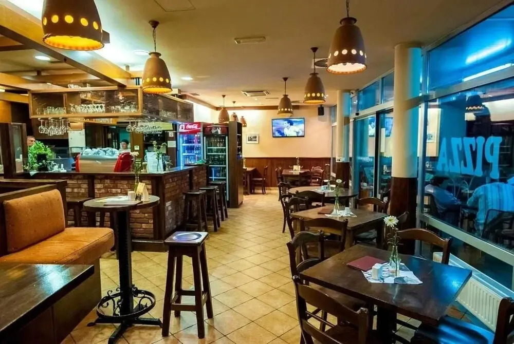 Apartments and Studios Perunika