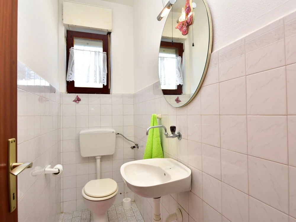 Lidija Vir in Vir With 3 Bedrooms and 1 5 Bathrooms