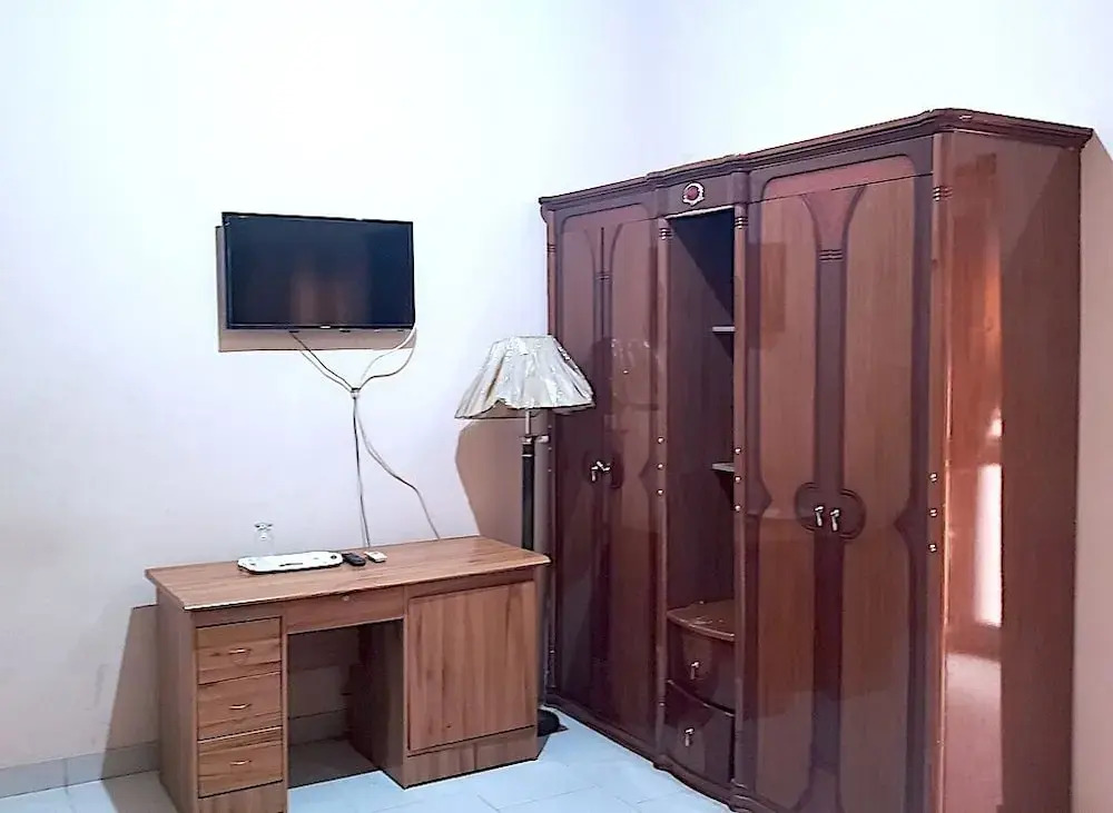 Emej Hotel