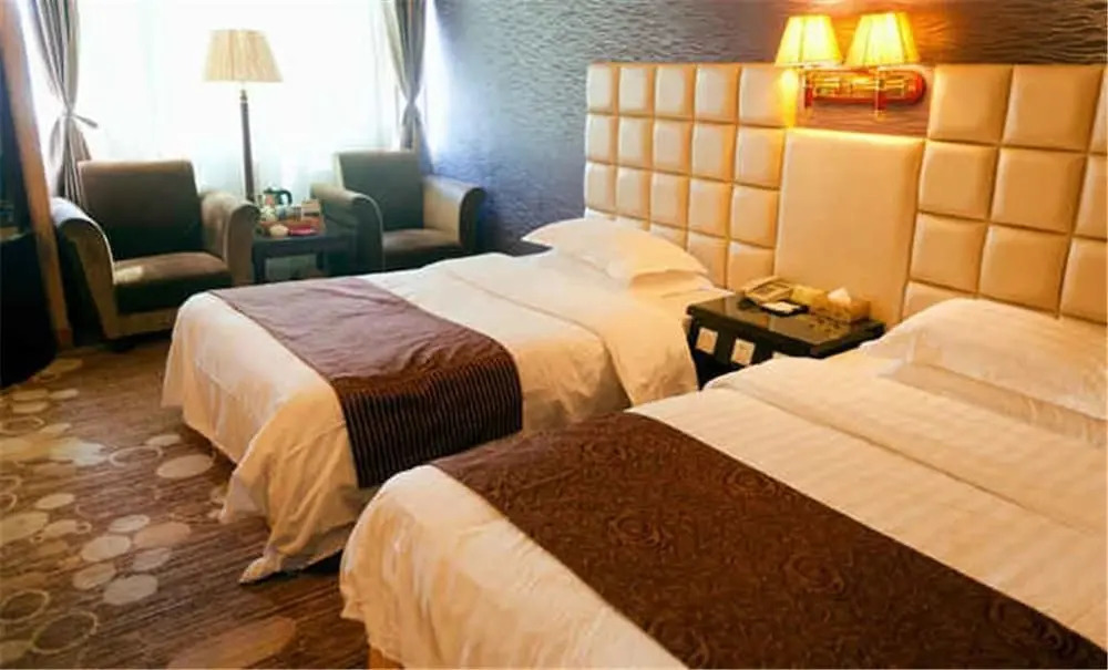 Longxiang Hotel