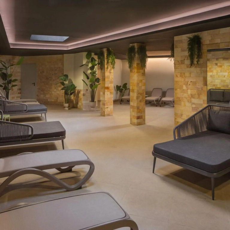 Hotel Atlantis Wellness & Conference