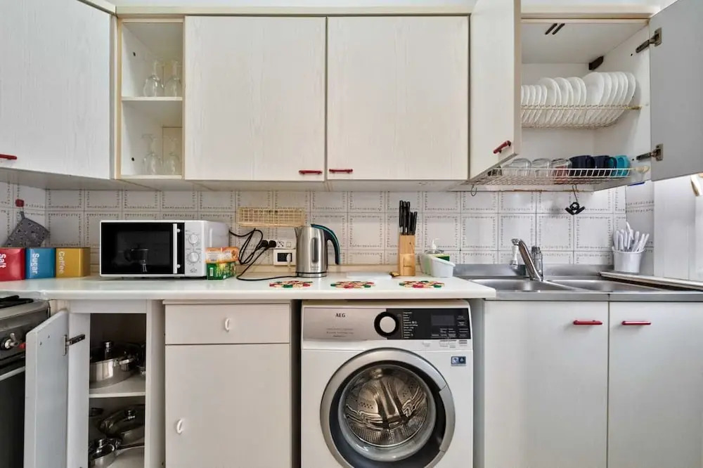 City Living Guest House