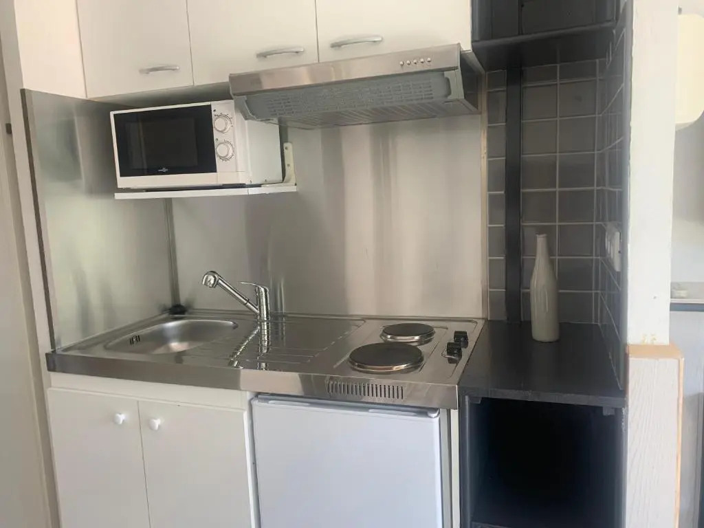 Petit appartement chez l’hôte avec piscine