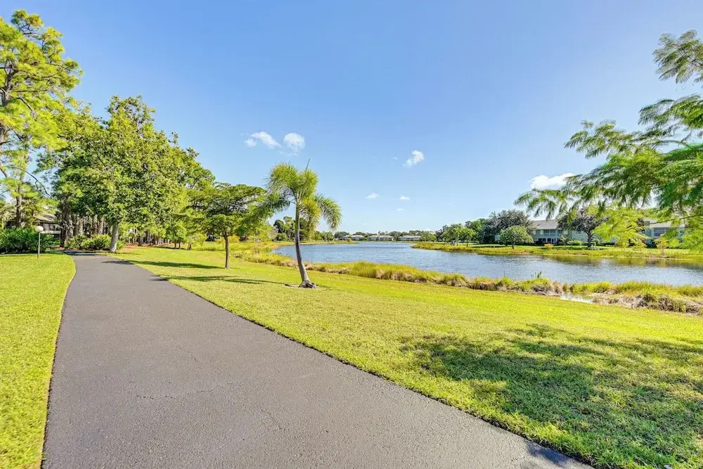 3 Mi to 5th Ave South: Quiet Getaway w/ Garden