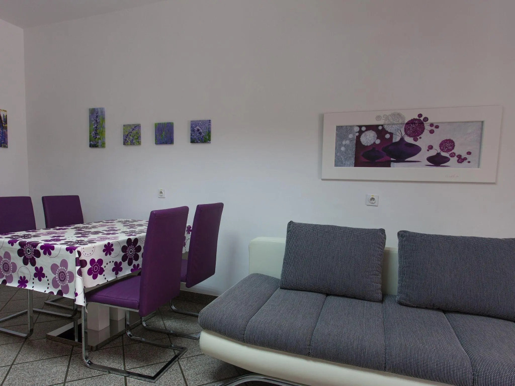 Attractive Apartment in Malinska near Sea