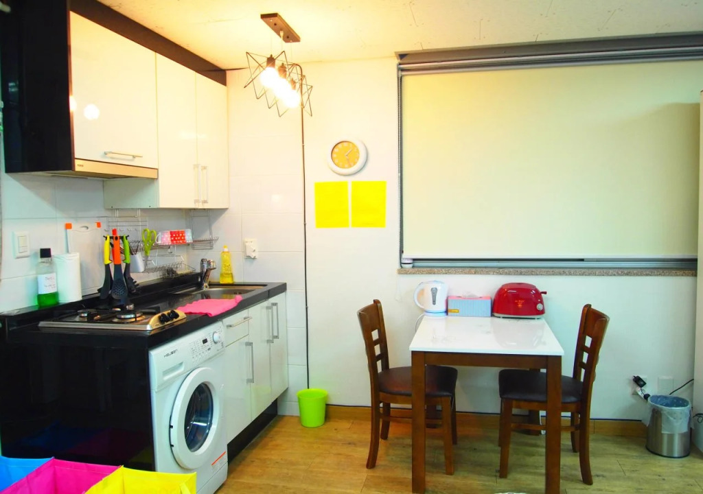 Town Guest House 2