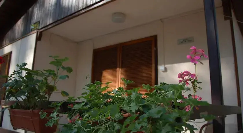 Elmona Holiday Stay