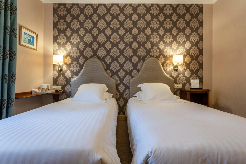Sphinx - Hotel