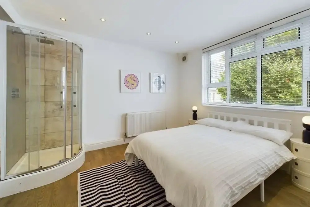 The Earl's Court Hideaway - Warm 3bdr House