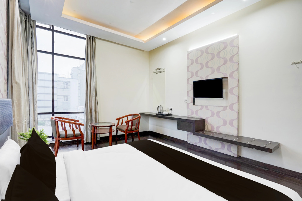 Townhouse Sector 51 Noida Near Metro Station