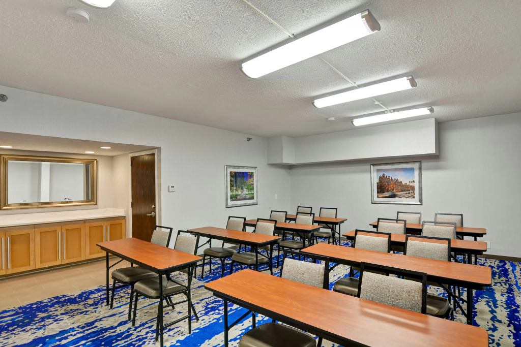 Hampton Inn State College