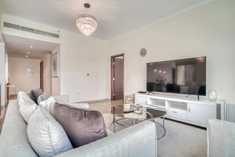 Upscale 2BR w Burj Khalifa Fountain Views