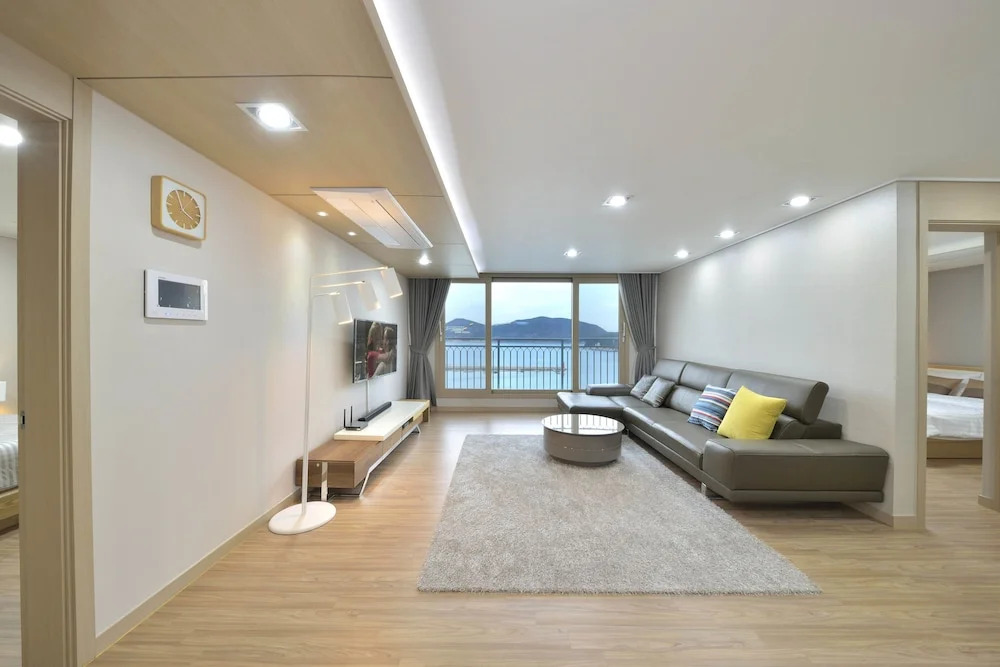 Geoje Jisefo Family Residence