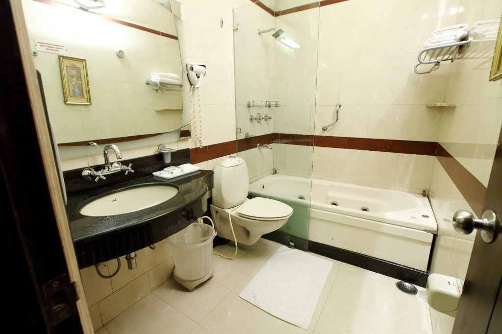 Hotel Royal Castle Grand