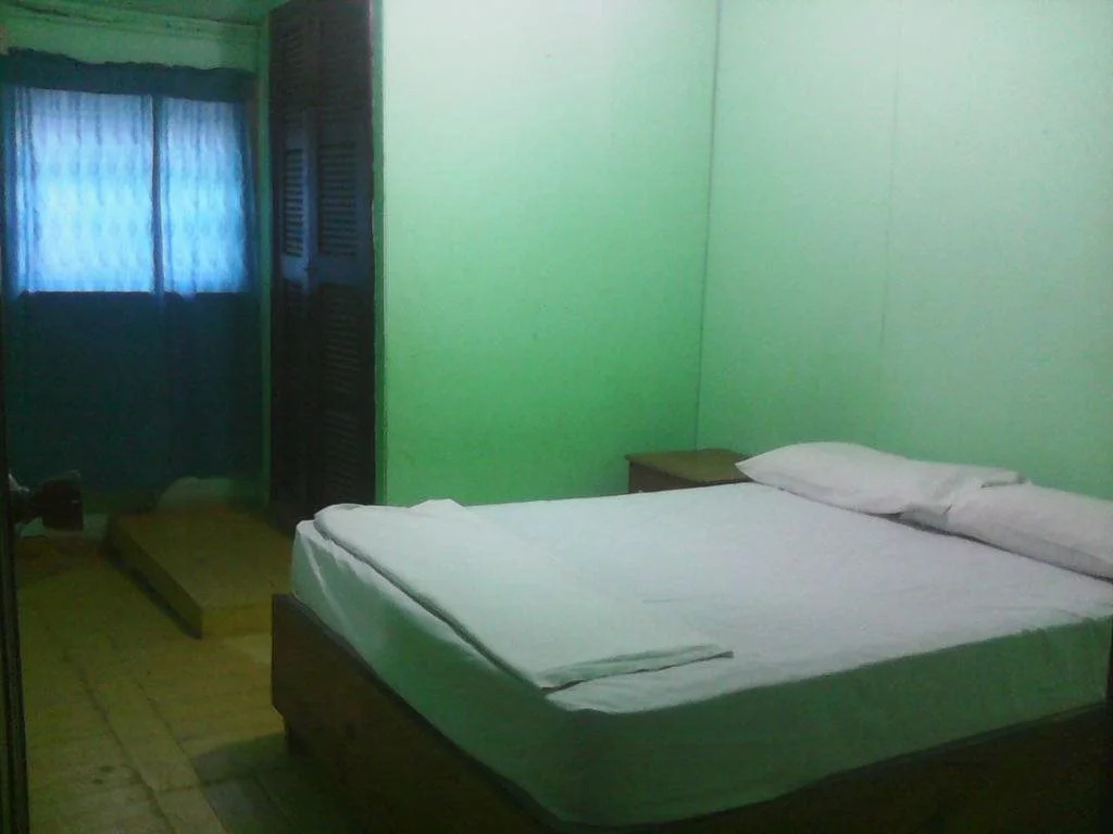Dora's Hostel