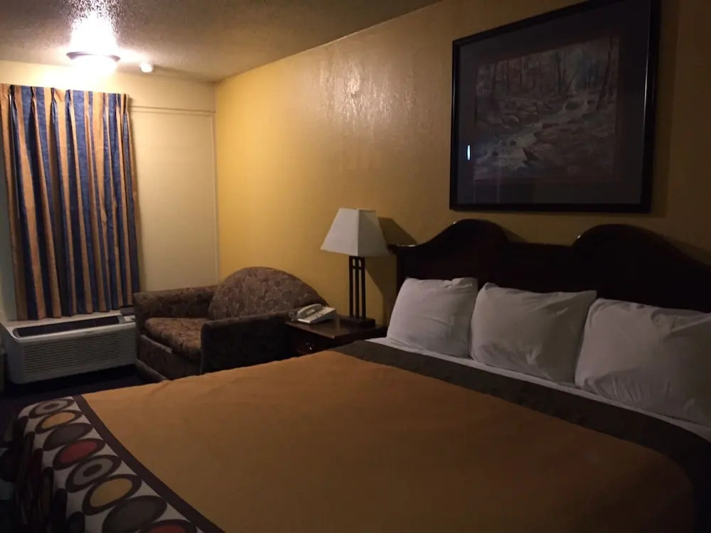 Diamond Inn Motel By OYO Rooms