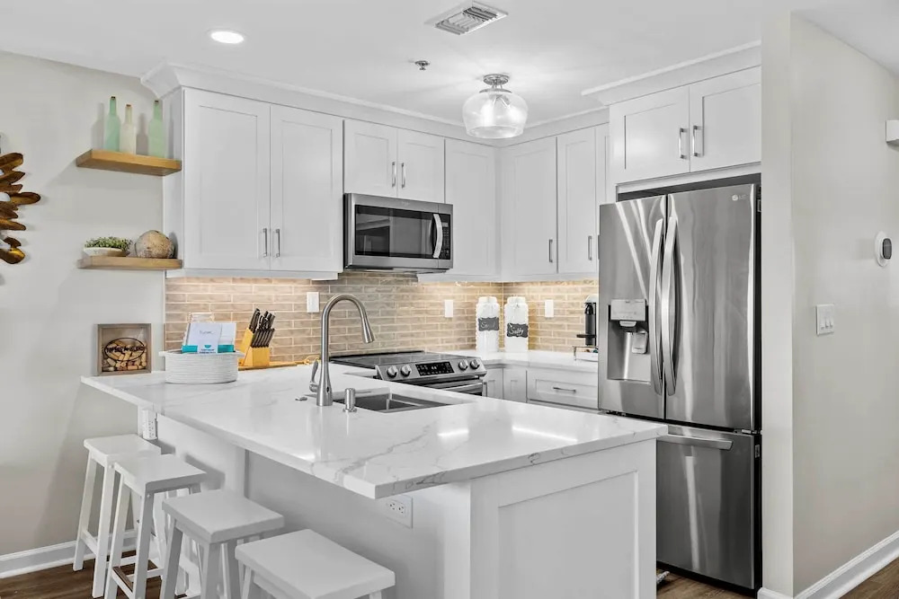 Villa Capriani Condo w/ Direct Beach Access