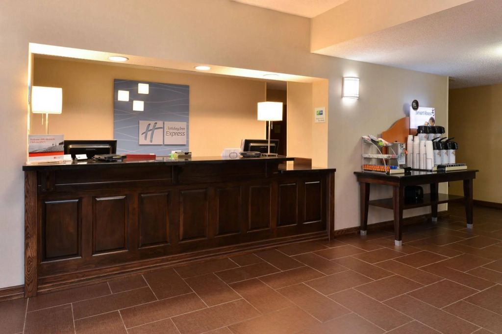Holiday Inn Express & Suites St Marys by IHG