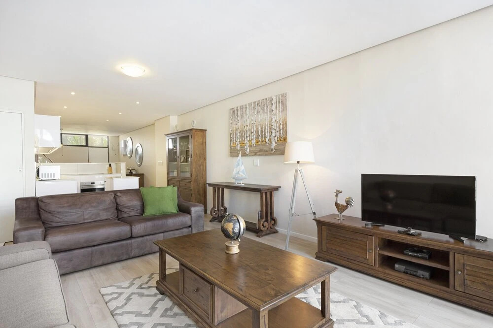 Portside 309 by HostAgents