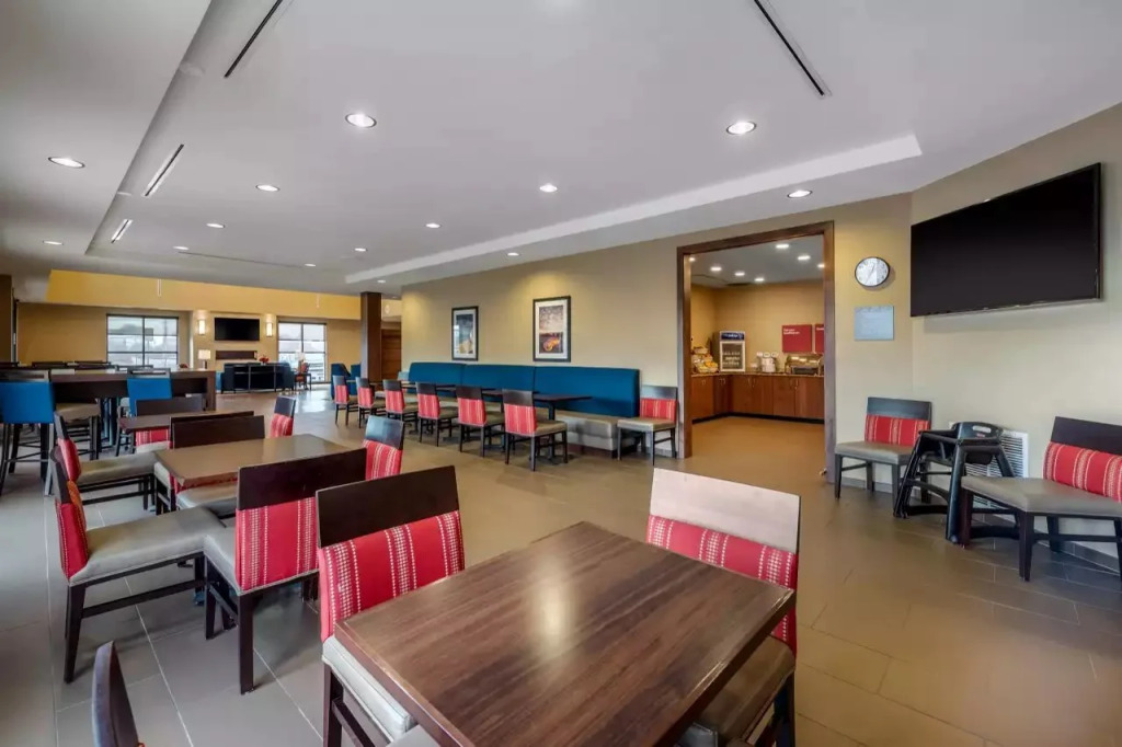 Comfort Suites Denver near Anschutz Medical Campus