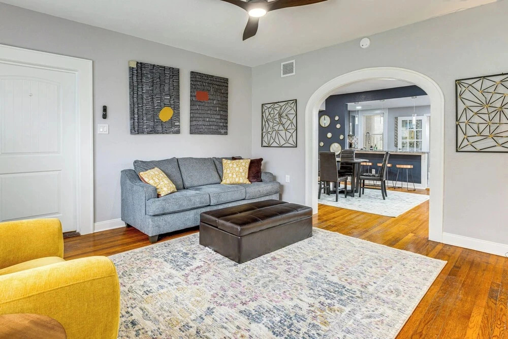 < 1 Mi to Houston Museum District: Convenient Apt