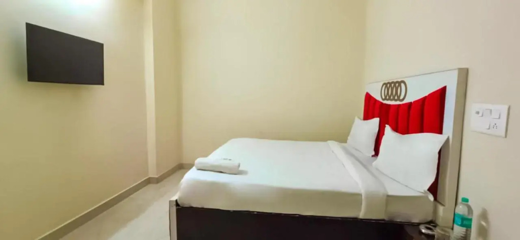 Hotel O SKY Residency