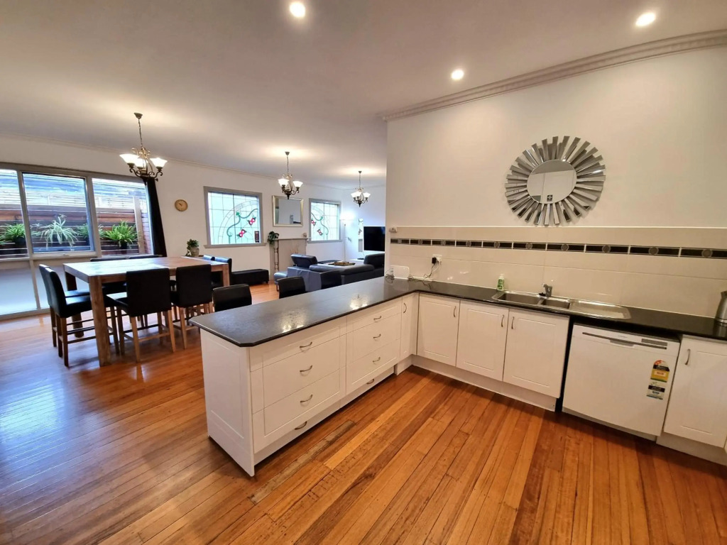 Westend House Healesville